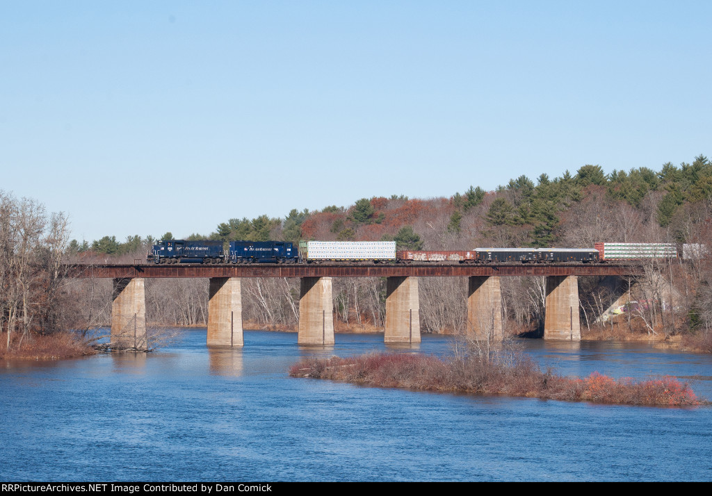 MAWA 506 Crosses the Kennebec River